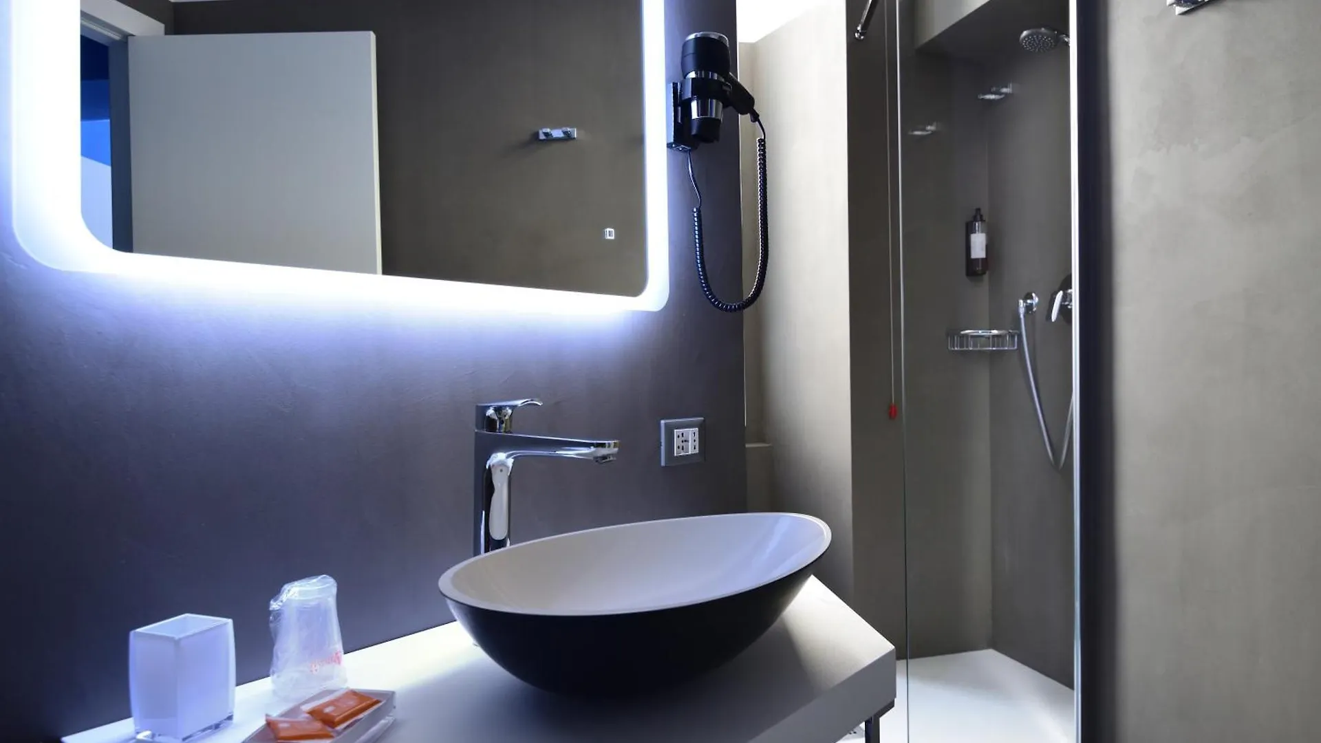 Hotel Fiume Genoa
