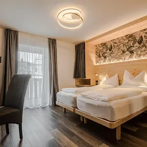 *** Hotel Marilena Italien
