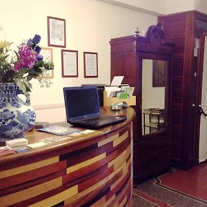 Hotel Bernheof, Genua