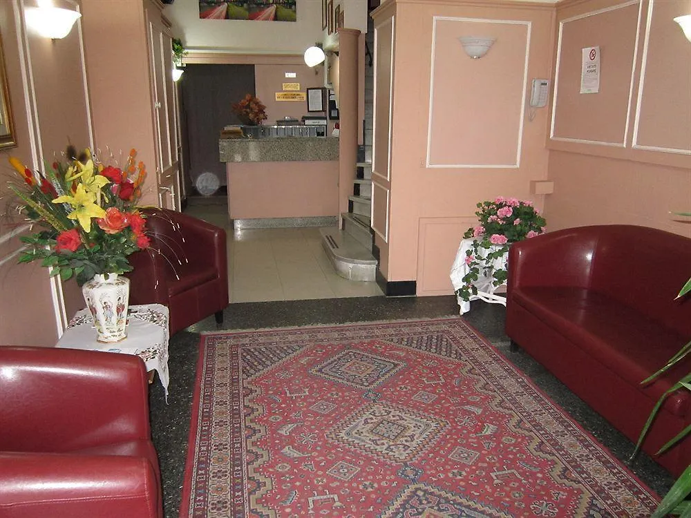 **  Hotel Fiume Genua Italien